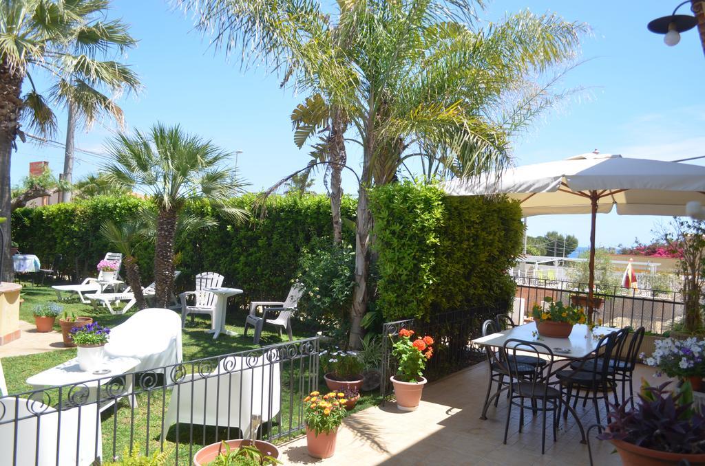 Ansise Guest House Lido di Noto ภายนอก รูปภาพ